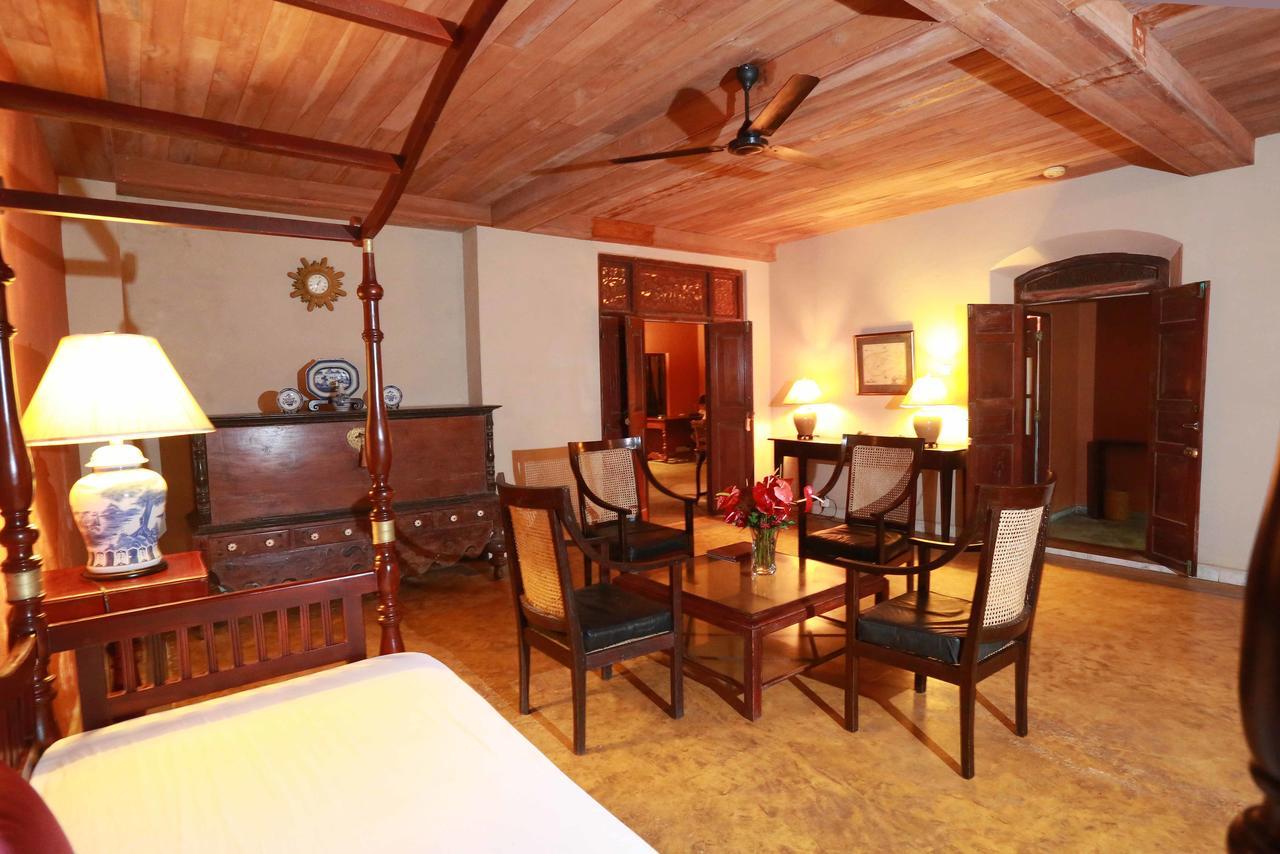 Villa Kusum Хиккадува Экстерьер фото